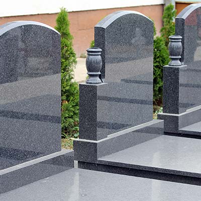 monument-gravestone-cleaning